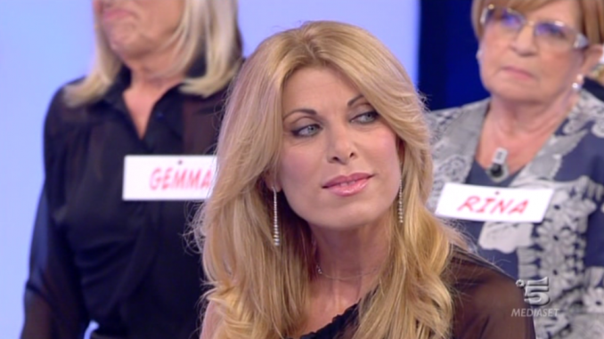 uomini-e-donne-prosegue-la-conoscenza-tra-anna-e-ruggero Uomini e Donne, prosegue la conoscenza tra Anna e Ruggero