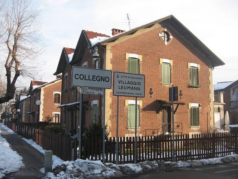 villaggio_leumann_collegno Villaggio Leumann con segnaletica
