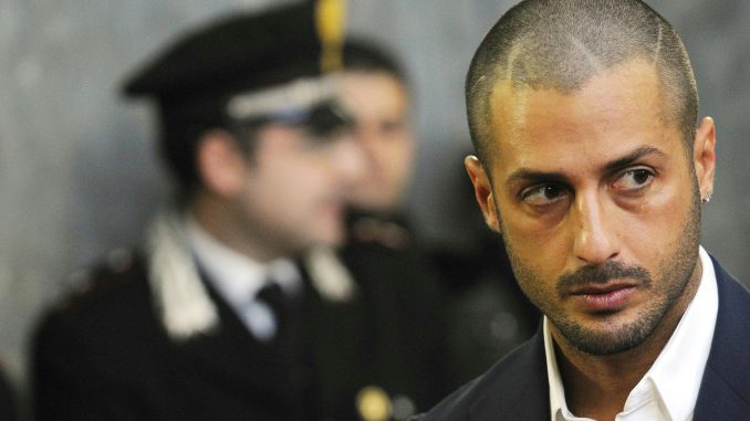 Fabrizio Corona ritorna in carcere: sequestrati 1,7 milioni Fabrizio Corona