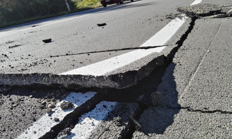 crolli-e-lesioni-terremoto-centro-italia