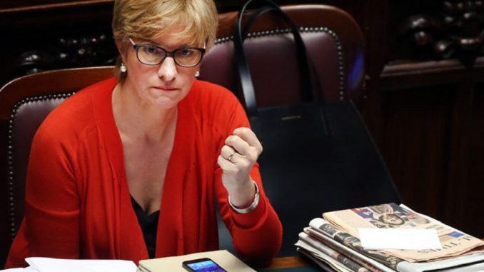 L'Italia invierà un contingente militare ai confini con la Russia: Mosca protesta Russia
