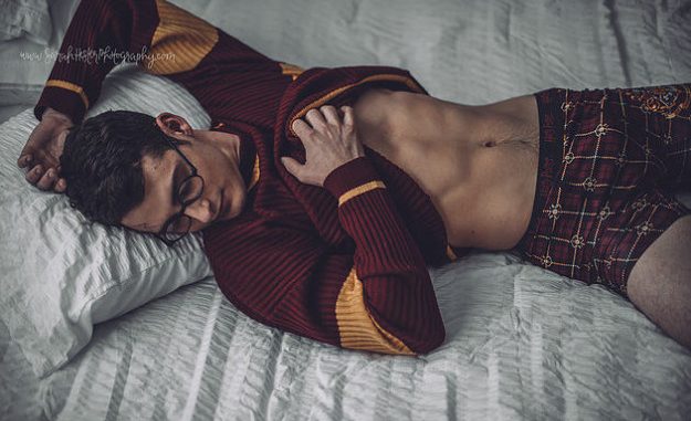 Date un'occhiata a questo Harry Potter super sexy Date un'occhiata a questo Harry Potter super sexy