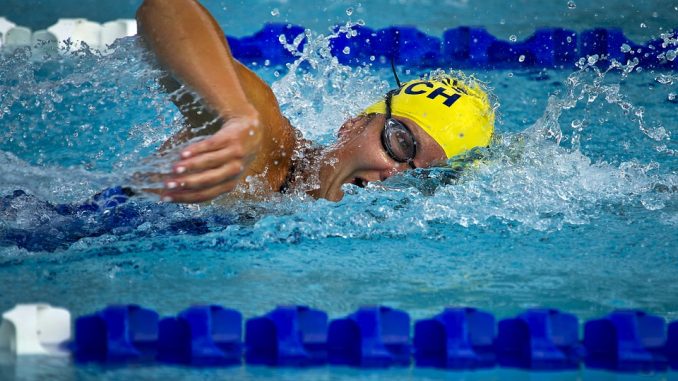 cosa fare per non avere gli occhi rossi in piscina piscina