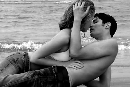 SESSO ALL'APERTO. SESSO ALL'APERTO.