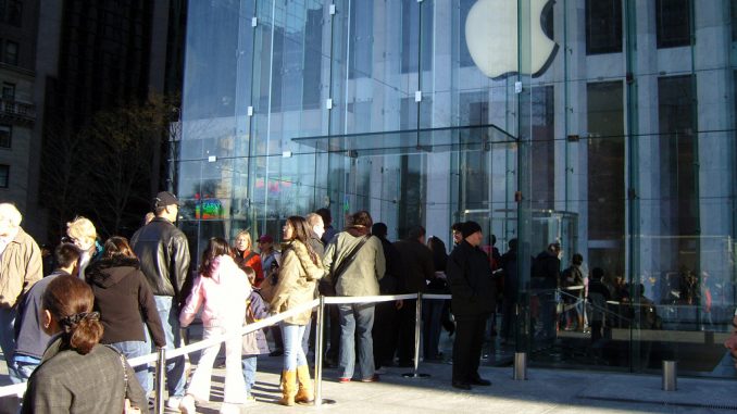 Apple, Black Friday: modelli iphone in sconto Apple, Black Friday: modelli iphone in sconto