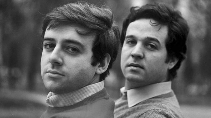 Cochi e Renato: tutti i retroscena del pezzo cult " E la vita, la vita" Cochi e Renato: tutti i retroscena del pezzo cult " E la vita, la vita"