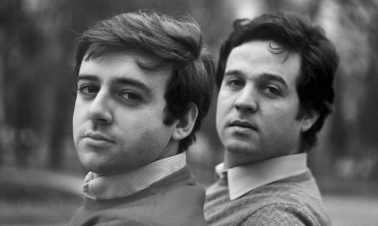 Cochi e Renato: tutti i retroscena del pezzo cult " E la vita, la vita" Cochi e Renato: tutti i retroscena del pezzo cult " E la vita, la vita"