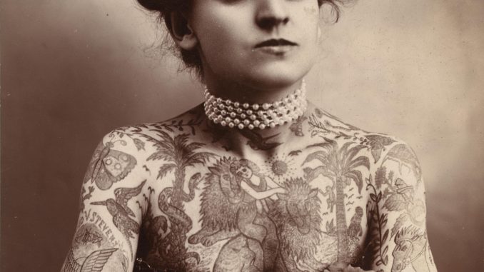 Come nascondere un tatuaggio tatuaggio