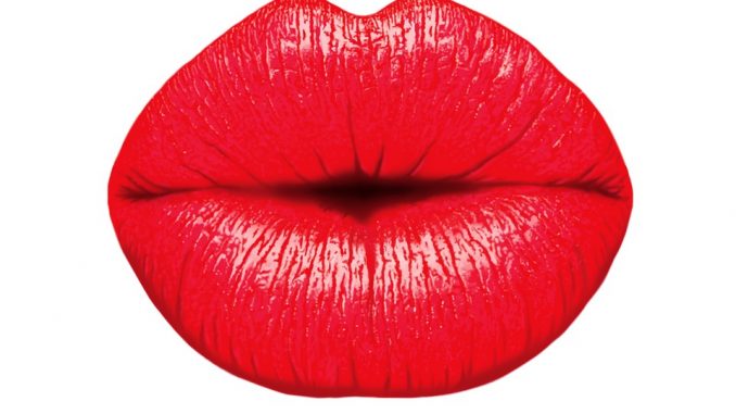 come-colorare-le-labbra-senza-applicare-il-rossetto Come colorare le labbra senza applicare il rossetto