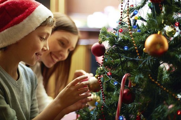 come-fare-alberi-di-natale-con-i-bambini