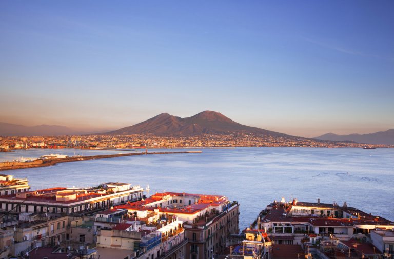 napoli-bambino-minacciato-con-unarma-per-rapinare-il-padre Napoli
