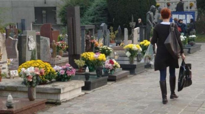 tassa-sulla-morte-30-euro-ogni-funerale Tassa sulla morte: 30 euro ogni funerale