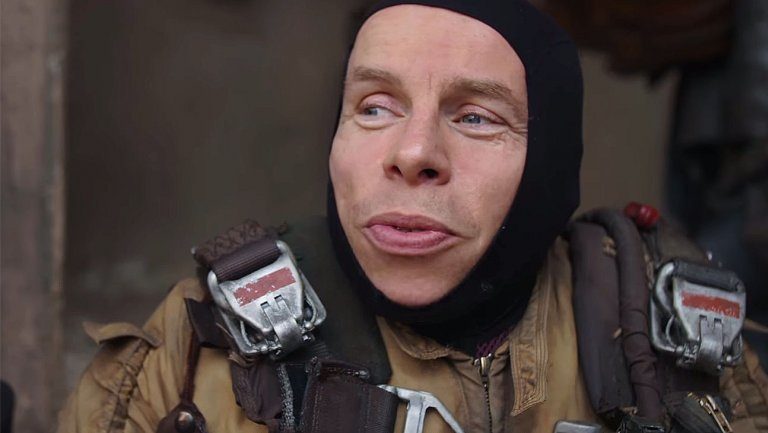 warwick-davis warwick-davis