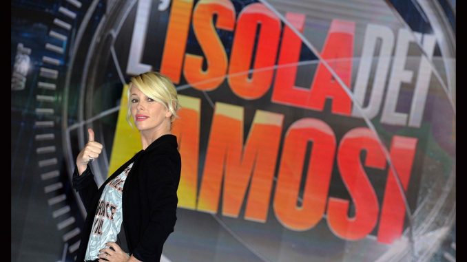 Isola dei famosi 2017: chi saranno i nuovi opinionisti? Isola dei famosi 2017: chi saranno i nuovi opinionisti?