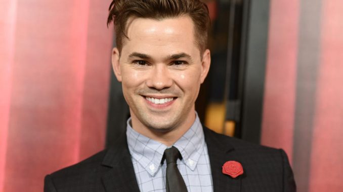 Girls 6: chi è Andrew Rannells Girls 6: chi è Andrew Rannells