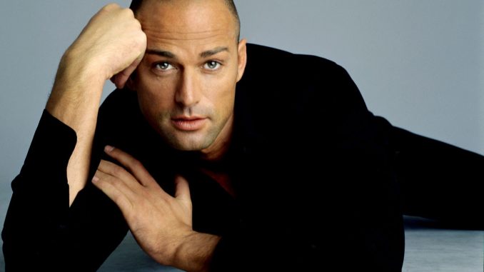 Bettarini dopo GF Vip: cachet da 3000 euro e tronista a Uomini e Donne Bettarini