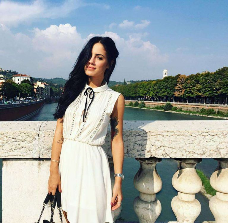 Chi è Giulia De Lellis, concorrente Isola dei Famosi 2017 Giulia De Lellis