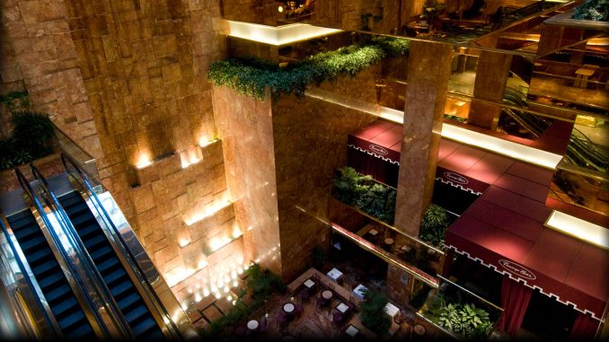 Da Gucci a Tiffany: shopping blindato vicino alla Trump Tower Da Gucci a Tiffany: shopping blindato vicino alla Trump Tower