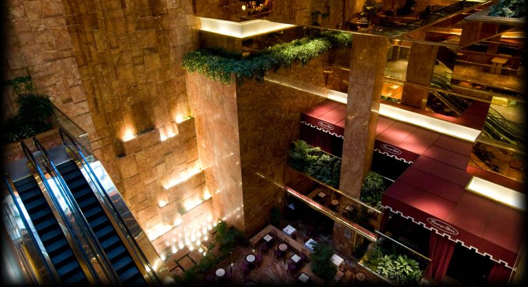 Da Gucci a Tiffany: shopping blindato vicino alla Trump Tower Da Gucci a Tiffany: shopping blindato vicino alla Trump Tower