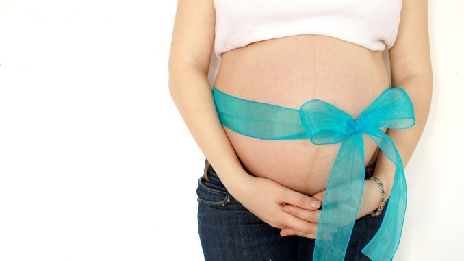 Mamma a 12 anni, il Garante: “Colpa anche della pornografia” Mamma a 12 anni, il Garante: “Colpa anche della pornografia”