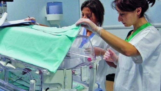 BBari: diventa mamma a 12 anni BBari: diventa mamma a 12 anni