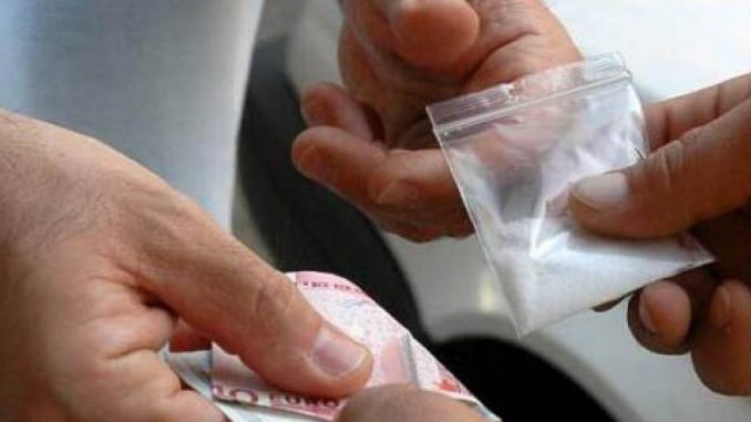 Droga in Costa smeralda: scoperta vasta rete spacciatori Droga in Costa smeralda: scoperta vasta rete spacciatori