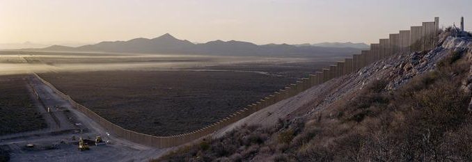 trump-muro-messico-usa trump-muro-messico-usa