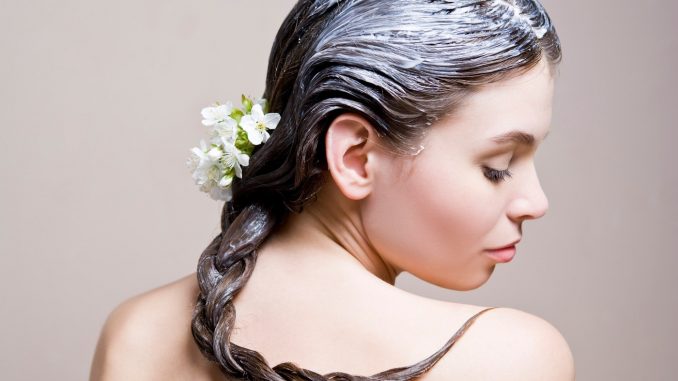 Colorare i capelli grigi e come eliminarli Colorare i capelli grigi e come eliminarli