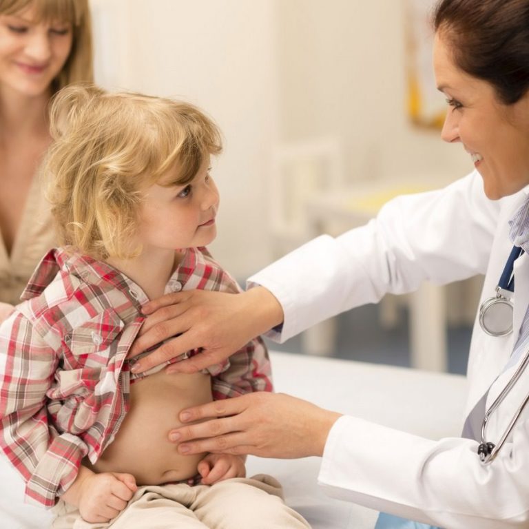 Crampi addominali nei bambini: cosa fare Crampi addominali nei bambini: cosa fare