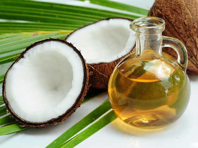 Olio di cocco fa male?