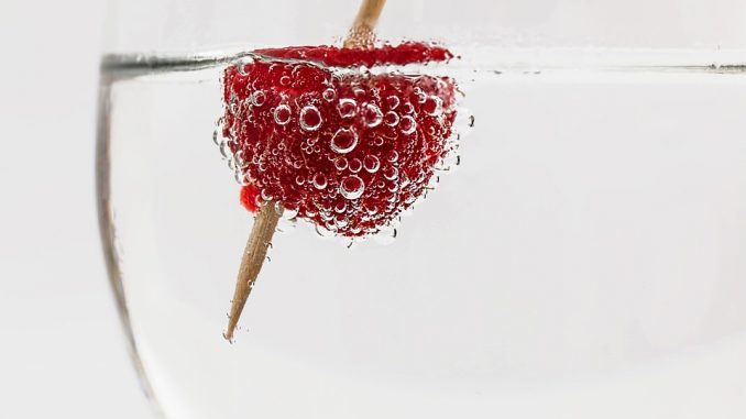 Come usare un pestello per preparare i cocktail Come usare un pestello per preparare i cocktail