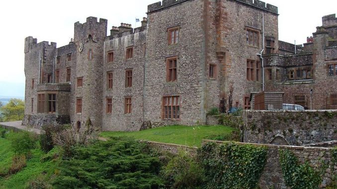 muncaster_castle