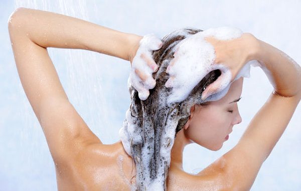 Shampoo colorante nero: quanto dura, marche e prezzo Shampoo colorante nero: quanto dura, marche e prezzo