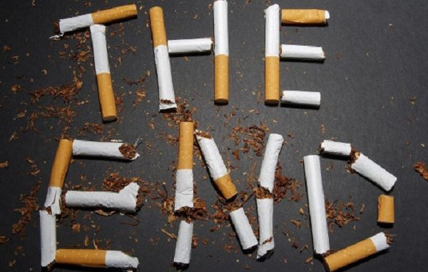 Fumo: come smettere con le sigarette Fumo: come smettere con le sigarette