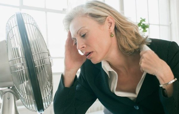 Menopausa: tutti i sintomi per riconoscerla in tempo Menopausa: tutti i sintomi per riconoscerla in tempo