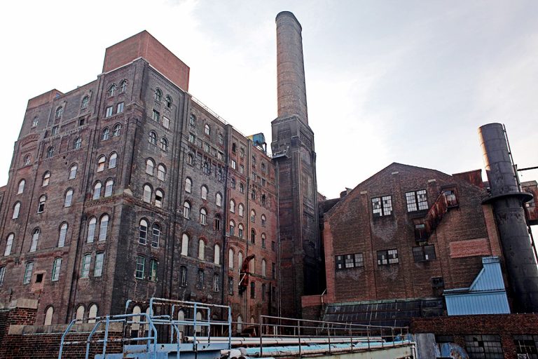 Historic_Domino_Sugar_Refinery