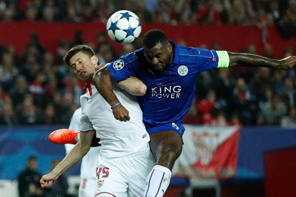 Champions League, Siviglia-Leicester 2-1: Vardy accende la speranza ma è troppo tardi Champions League, Siviglia-Leicester 2-1: Vardy accende la speranza ma è troppo tardi