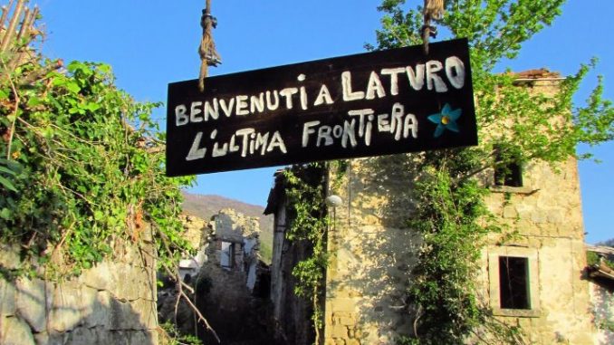 Laturo