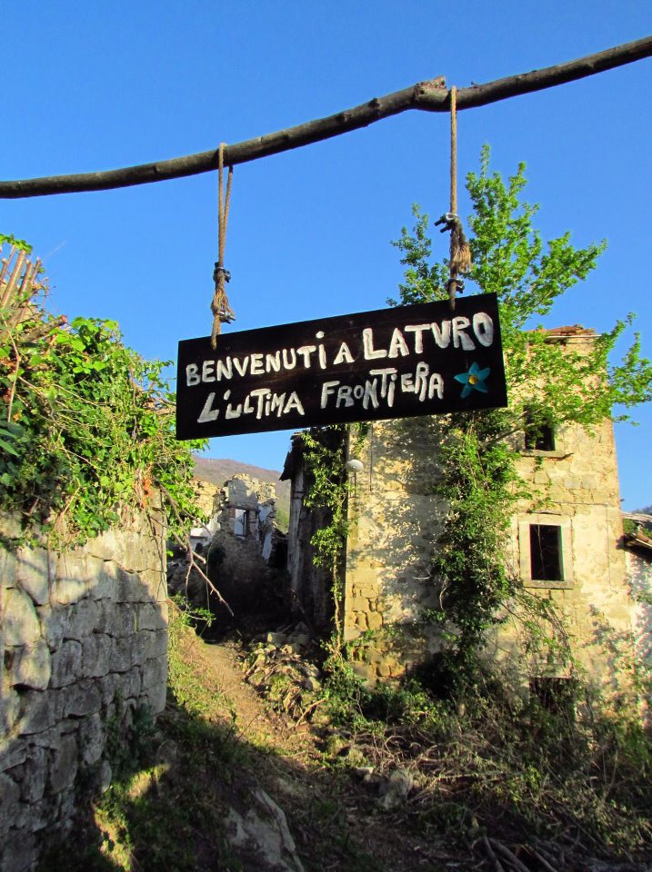 Laturo