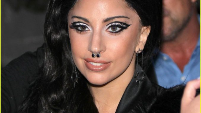 Dieci piercing più famosi della storia Dieci piercing più famosi della storia