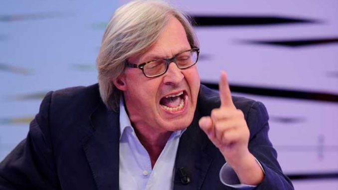 Roma, Sgarbi attacca Totti: "E' un cretino ignorante. E il nuovo stadio fa schifo" Roma, Sgarbi attacca Totti: "E' un cretino ignorante. E il nuovo stadio fa schifo"