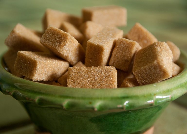 Zucchero di canna integrale: calorie e principi nutritivi Zucchero di canna integrale: calorie e principi nutritivi