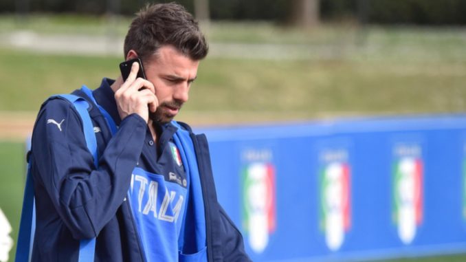 Barzagli lascia il ritiro e sui social scoppia la polemica Barzagli lascia il ritiro e sui social scoppia la polemica