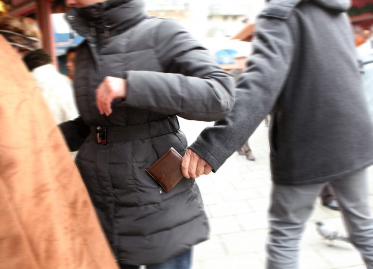 Bologna: riconosce il ladro ma poi subisce un pestaggio di gruppo Bologna: riconosce il ladro ma poi subisce un pestaggio di gruppo