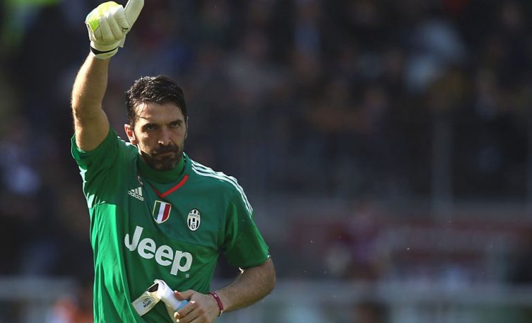 Buffon: addio al calcio entro il 2018, lo rivela in una intervista Buffon: addio al calcio entro il 2018, lo rivela in una intervista