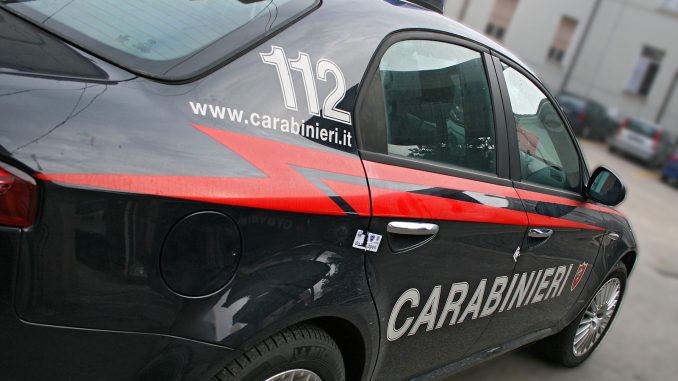 Caserta: marito uccide la moglie e si butta dal balcone. La donna aveva lesioni sul corpo Caserta: marito uccide la moglie e si butta dal balcone. La donna aveva lesioni sul corpo