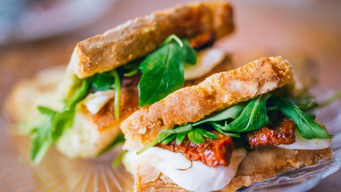 Fotografia food: cos'è, strumentazione e tecniche per fotografare gli alimenti Fotografia food: cos'è, strumentazione e tecniche per fotografare gli alimenti