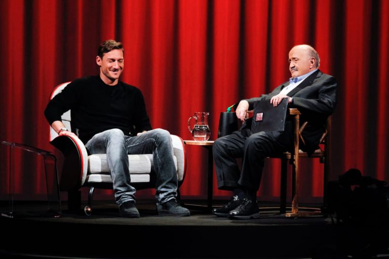 Francesco Totti e Ilary Blasy quarto figlio in arrivo Francesco Totti e Ilary Blasy: quarto figlio in arrivo?