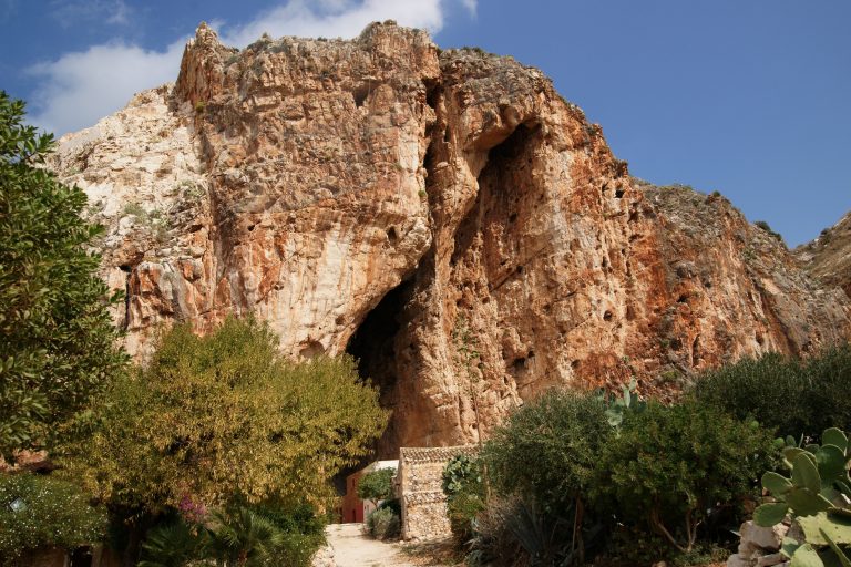 Grotta-mangiapane