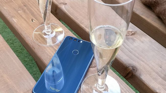 Honor 8 Premium Honor 8 Premium